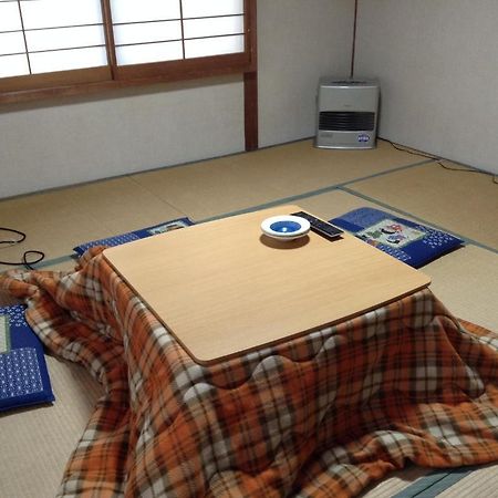 Minshuku Aoki Hotel Karuizawa Buitenkant foto